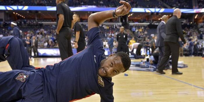  国米中场铁闸受伤离场，恰球王替补救主  