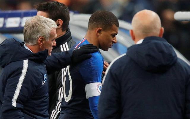  巴黎中场悍将重伤，恐缺席欧冠关键战  